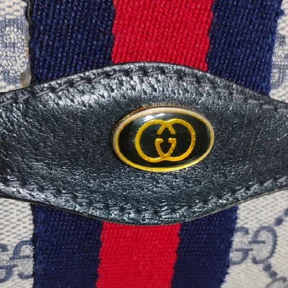 SALE! Authentic Gucci GG Supreme Sherry Line Leather Vtg Clutch Bag - Picture 2 of 16